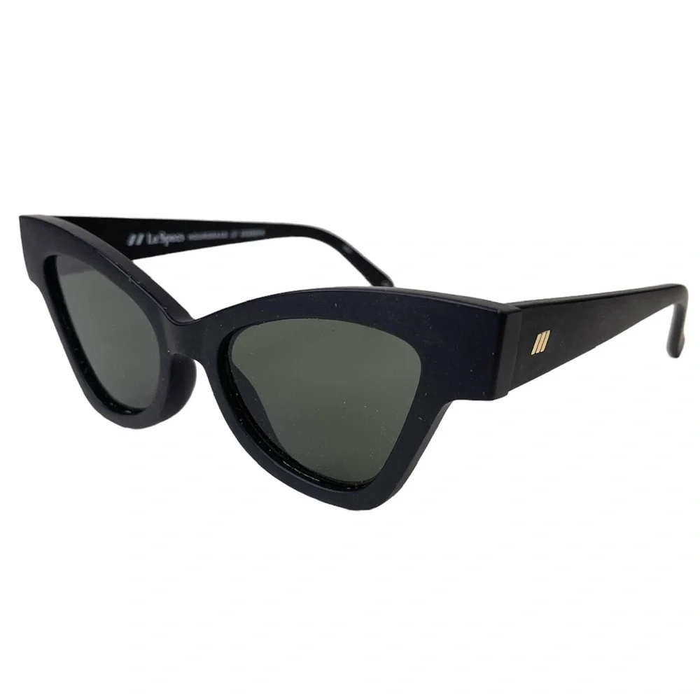 LE SPECS Hourgrass NEW Black Matte Sunglasses Cat Eye NEW
